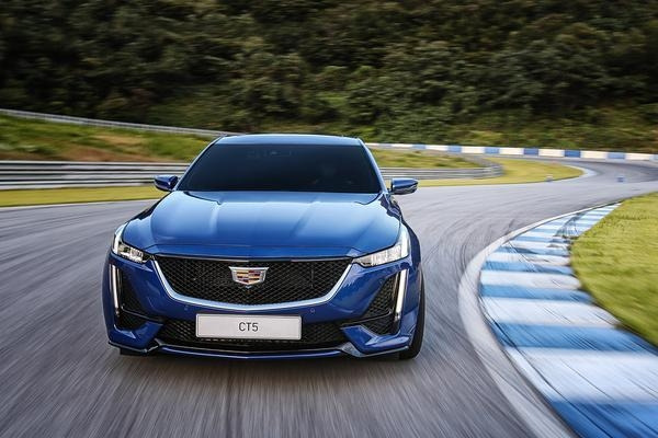캐딜락 ‘CT5’