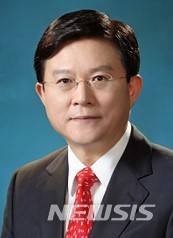 [서울=뉴시스]육현표 삼성글로벌리서치 사장, 제25대 대한육상연맹 회장 당선 (사진 = 대한육상연맹 제공)