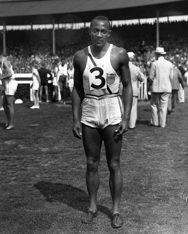 1936년 베를린올림픽 육상 4관왕 제시 오언스
