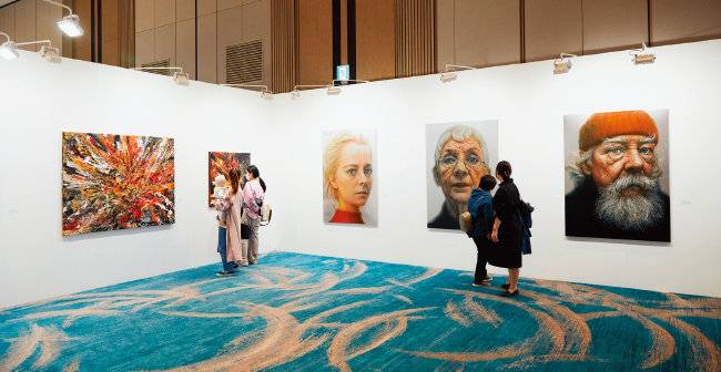 지난해 5월 개최된 ‘롯데아트페어 2022 부산’. [롯데백화점 제공]