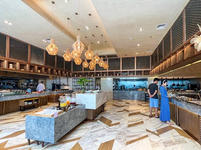 메인 레스토랑인 5cien