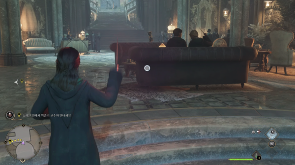 - 퀘스트 추적 기능을 켜면 미니맵에 경로가 표시된다