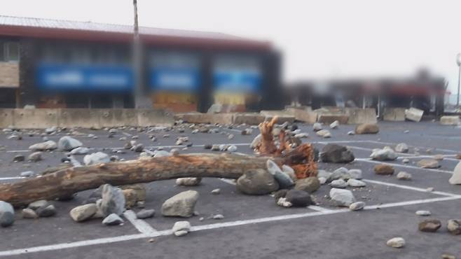 지난해 태풍 힌남노 내습 당시 발생한 월파 피해 현장.