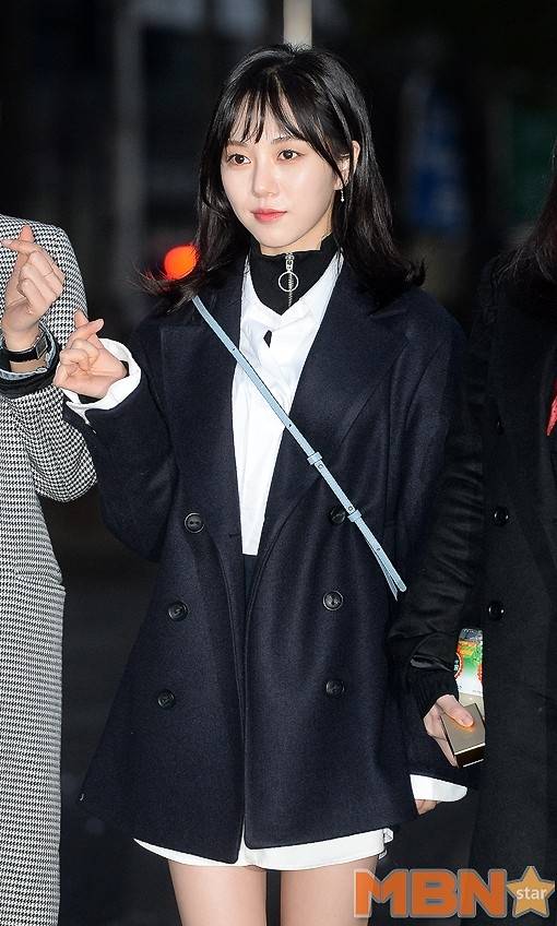 AOA 출신 권민아가 채팅 알바로 협박당했다는 사실이 알려졌다. 사진=DB