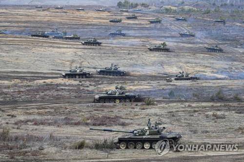 러시아-벨라루스 연합 군사훈련 모습 [AP 연합뉴스 자료 사진. 재판매 및 DB 금지]