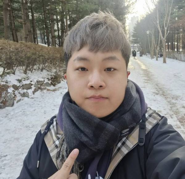 지난 23일 유튜버 카광이 네이버 공식 카페를 통해 최근 있었던 걸그룹 ITZT(있지) 채령과 관련된 논란을 해명했다. 사진은 카광. /사진=카광 인스타그램