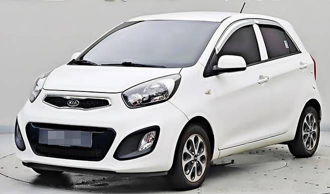 생애첫차로 인기높은 300만원대 기아 모닝 [사진출처=케이카]