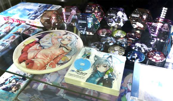 MX스튜디오에 블루아카이브 굿즈가 진열돼있다. [사진=넥슨게임즈]