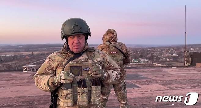 러시아 민간용병그룹 와그너의 수장 예브게니 프리고진은 3일(현지시간) 텔레그램을 통해 바흐무트가 사실상 포위됐다고 주장했다. 2023.03.03/뉴스1(텔레그램 갈무리)