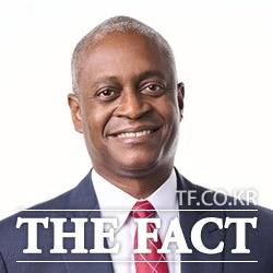 2일 0.25%포인트 금리인상을 선호한다고 말해 뉴욕 증시 상승을 이끈 래피얼 보스틱 애틀랜타연방준비은행 총재. /애틀랜타연방준비은행