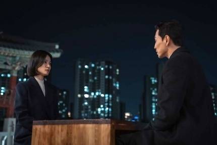 ‘더 글로리’ 속 인천 청라호수공원 세트장. 사진제공=넷플릭스