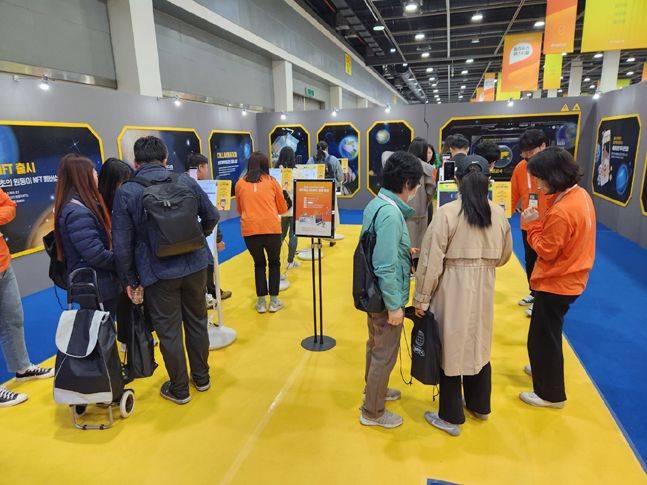 이마트24 상품전시회 ‘딜리셔스 페스티벌’을 찾은 점주들.ⓒ데일리안 최승근기자