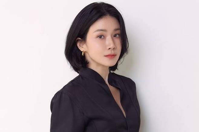 배우 이보영. 제이와이드컴퍼니