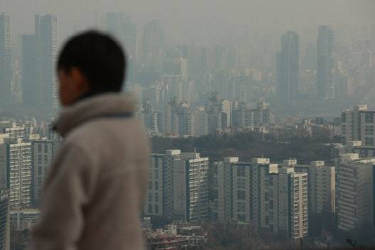 서울 남산에서 바라본 시내 아파트 단지. (사진=연합뉴스)