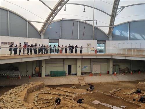 지난해 매장문화재조사요원 교육 모습  [문화재청 제공. 재판매 및 DB 금지]