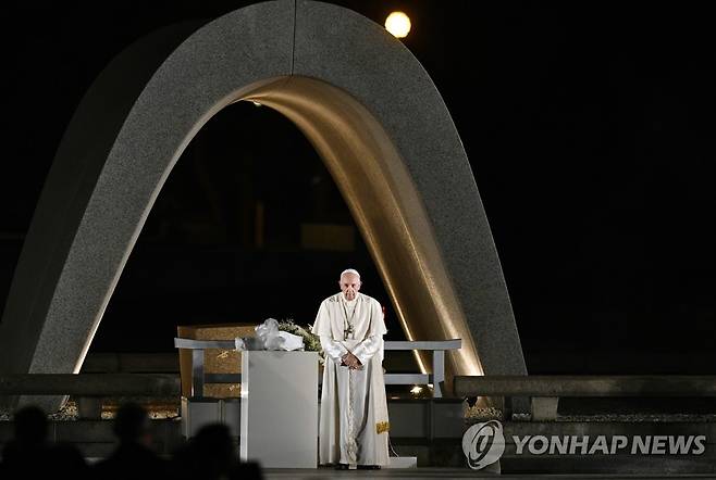 프란치스코 교황, 히로시마 평화기념공원 방문 [EPA=연합뉴스 자료사진. 재판매 및 DB 금지]