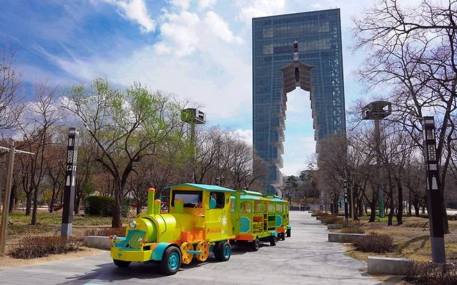 새 단장한 경주엑스포대공원 새마을관람열차. 사진=경주엑스포대공원 제공