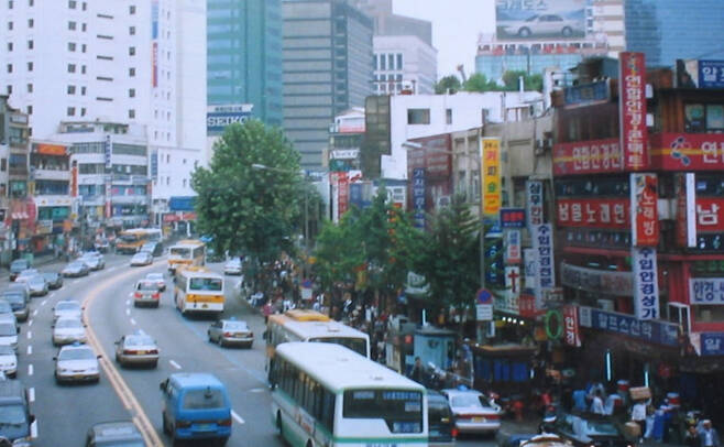 1997년 서울의 거리.