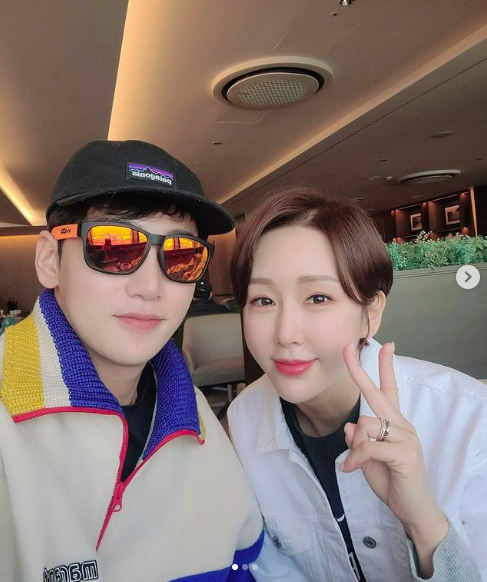 Park Gun : Han Young , Wedding Anniversary 