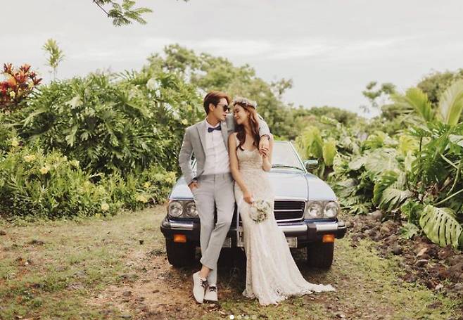 Actor Lee Da-hae and singer Seven Marriage in May: Eight Years of Extreme Love is the fruit of the end.Lee Da-hae and Seven announced on the afternoon of March 20th through the official SNS (Instagram) that they will sign a one-year anniversary on May 6th.Seven, who was the first to post a handwritten letter to his fans, said, I am celebrating my 20th anniversary. I think it would not have been possible without the love of fans who have always supported me. Thank you so much.Today, I have good news that I want to tell you first. Seven said, I promised marriage on May 6th with Friend Lee Da-hae, a woman who has been in love for the past eight years and has always been in love with me.In the future, I will live with a sense of responsibility as a husband and husband of a family. I would like to express my gratitude to all of you who have always supported me, and I will come back in good shape. Thank you, he added.Lee Da-hae unveiled a romantic concept wedding picture taken with Seven and said, We have been dating for eight years, so maybe its not a big surprise. I think I had a lot of trouble. Lee Da-hae said, In the coming May we promised to become a couple now in an old lover.I am still more familiar with the word Friend, but I will live as a good wife and a great force for him who has kept my side firmly and has given me great happiness. If we can marry in your love and blessings, it will be a great pleasure for us. I will also return your love as an actor and as a wife of a family in a better way.Thank you. The two men began their public devotion in September 2016 by acknowledging their fellowship through their agency. The total duration of the fellowship is eight years.At the time of the recognition of the devotees, the two men announced their official position, saying, I have naturally developed into a lover among my friends and started my fellowship.As celebrities whose names are known to many people, their references to each other may seem discreet and awkward. The two have become a couple who do not hide their affection for each other in various broadcasts and public appearances and are blessed by fans.Lee Da-hae made headlines by frankly revealing his love story with Seven, which had been veiled, including a grueling first meeting and a secret trip of their own at tvNs Life Bar aired in February 2018.At the time, Lee Da-hae said, I would have regretted it all my life if I hadnt met Seven.Lee Da-hae and Seven also appeared together on MBCs Point of Omniscient Interfere, which aired on January 15 last year.Lee Da-hae said about his first meeting with Seven, I got a phone call from Choi Sung-joon on the day I had nothing to do. He asked me to come out and then he changed Seven. Seven said, I have to do it. Its been a long time.Then he asked me to get a phone number (Seven told Choi Sung-joon) from next time. Choi recalled, I arranged it first. Lee Da-hae said, At first, I didnt have a crush on Seven at all. I met him later and he was pretty. It took me a while to meet him.The two, like any other couple, went through a breakup Danger in 2021. Choi Sung-joon said, There are ups and downs when dating. Was not there another big event last year?Its a little bit now, he said, because the family is really sorry, Lee Da-hae, Seven Danger of the couple.Lee Da-hae said, At that time, there was a little bit of that. After a long meeting, my friends, sisters, and brothers became very fond of Seven. So many people cried (when they almost broke up) and said that this could not happen.Even my upstairs neighbor cried when I talked to her on the phone. The neighbors cried, too. My mom was the one who was most disappointed. My mom kept saying, Even so, Dong-wook... Because shes so pretty.Lee Da-hae cited Sevens large family as the driving force behind his long-term love affair with Seven, with Lee Da-hae stating, Im not a big family, but Seven is a very large family: I have two older sisters and my youngest son, who is the eldest son there.Later, when I met Choi Dong-wook and his family, my sisters are so good, but my parents are the best. Even when I was in trouble, my family was so sad that I was crying and blowing.I feel like I can not meet people who are so good. I think I can meet such a man. 