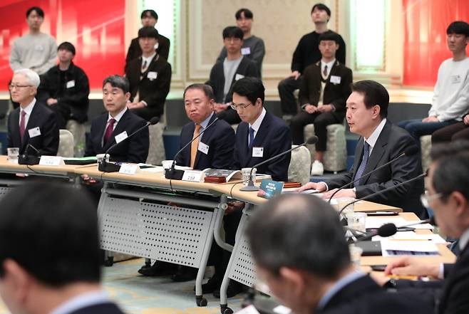윤석열 정부의 철학적 근간은 무한경쟁이다. 하지만 경쟁이 늘 유효한 결과를 낳는 건 아니다. [사진=뉴시스]&nbsp;