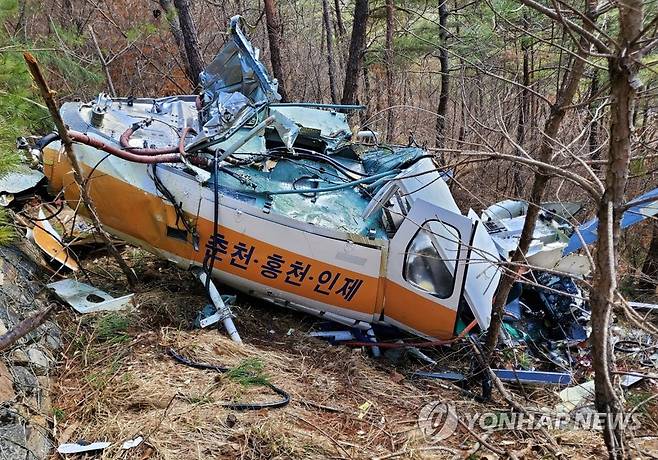 영월서 헬기 추락 사고 현장 [독자 제공. 연합뉴스 자료사진]