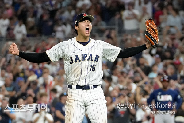 2023 WBC에서 일본의 우승을 확정한 후 포효하는 오타니 / 사진=Gettyimages 제공