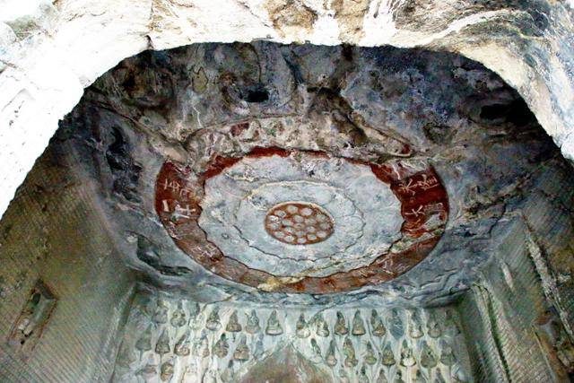 용문석굴 만불동 내부. ⓒ최종명