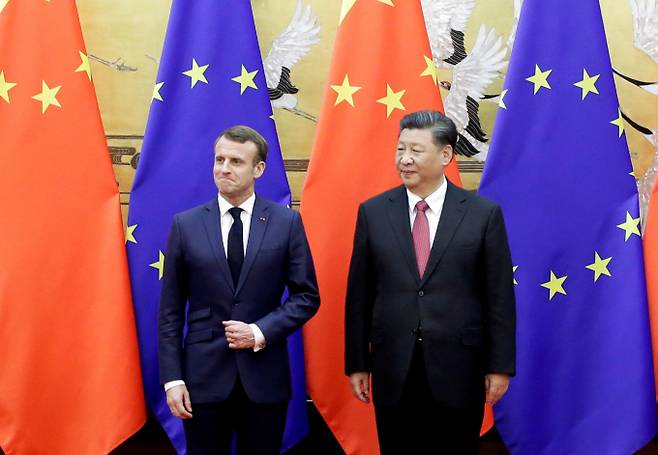 (왼쪽부터) 에마뉘엘 마크롱 프랑스 대통령이 중국 시진핑 중국 국가주석과 4월 만남을 갖는다. /사진=로이터