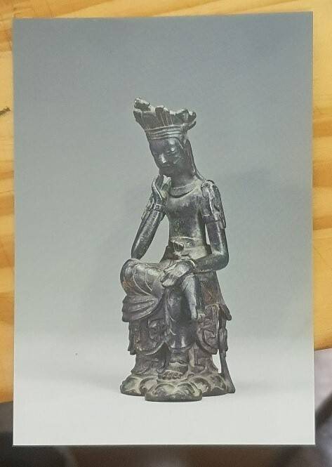 반가사유상 사진을 활용한 도쿄국립박물관의 엽서.