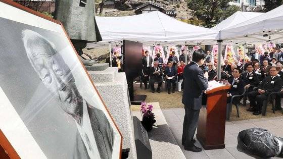 26일 서울 종로구 이화장에서 '이승만 대통령 탄신 제148주년 기념식'이 열리고 있다. 뉴스1