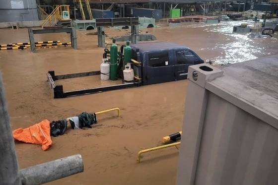 The Posco Pohang steel mill floods on Sept. 6, 2022. [YONHAP]