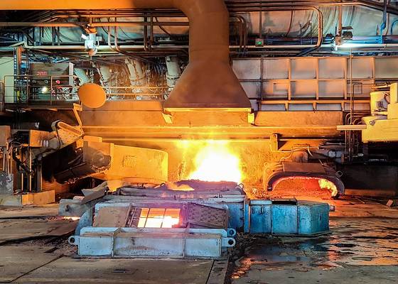 The No. 2 blast furnace in Posco's Pohang steel plant in North Gyeongsang. [POSCO]