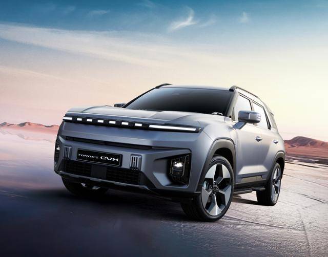 KG모빌리티가 서울모빌리티쇼에서 처음 실물을 공개하는 토레스의 전동화 모델 '토레스 EVX'. 쌍용차 제공