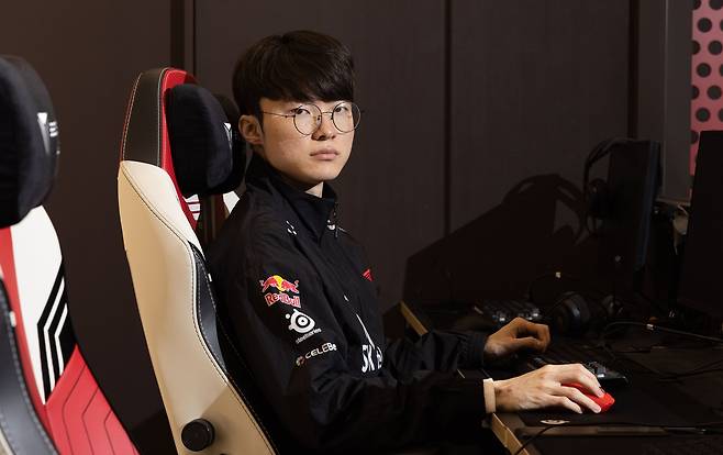 페이커는 경기 중에도 자세가 굉장히 안정적이다. 김종호 기자