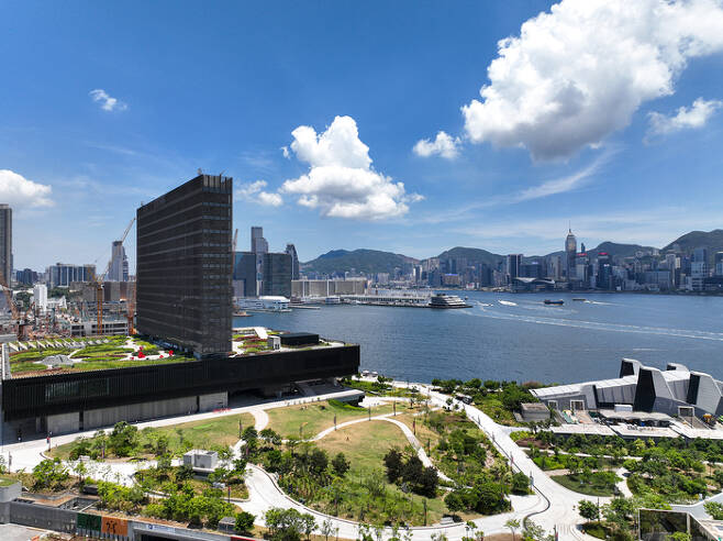 홍콩섬을 조망할 수 있는 M+ 미술관 전경 [사진 제공=M+, 홍콩]