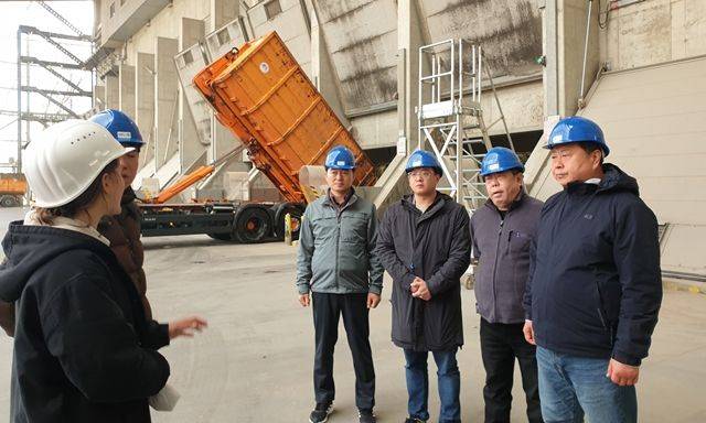 김 시장은 관계자들과 함께 오스트리아 파페나우 소각장을 방문했다.ⓒ파주시