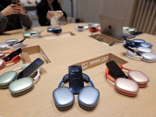 '투데이 앳 애플' 세션을 즐길 수 있는 테이블. 김나인 기자