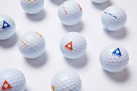 코오롱FnC가 세계 최장 비거리 골프공 아토맥스를 출시한다.[사진제공=코오롱FnC]