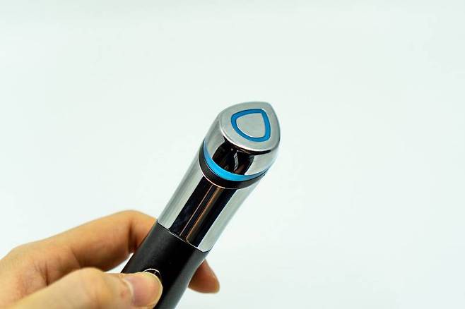 메디큐브 에이지알 부스터힐러