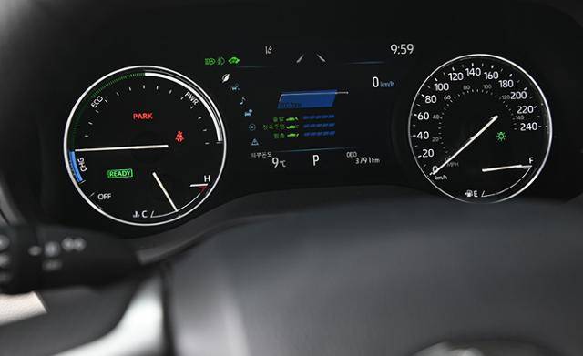토요타 시에나 하이브리드 AWD