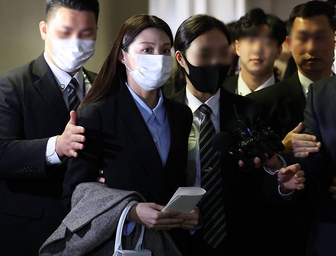 조국 전 법무부 장관 딸 조민씨[연합]