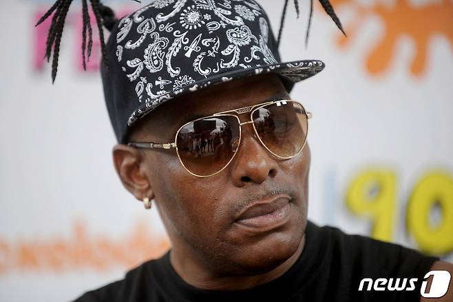 '갱스터스 파라다이스' 곡으로 인기를 끈 미국 유명 래퍼 쿨리오의 생전 모습. 2015.09.12/뉴스1 ⓒ AFP=뉴스1 ⓒ News1 김민수 기자
