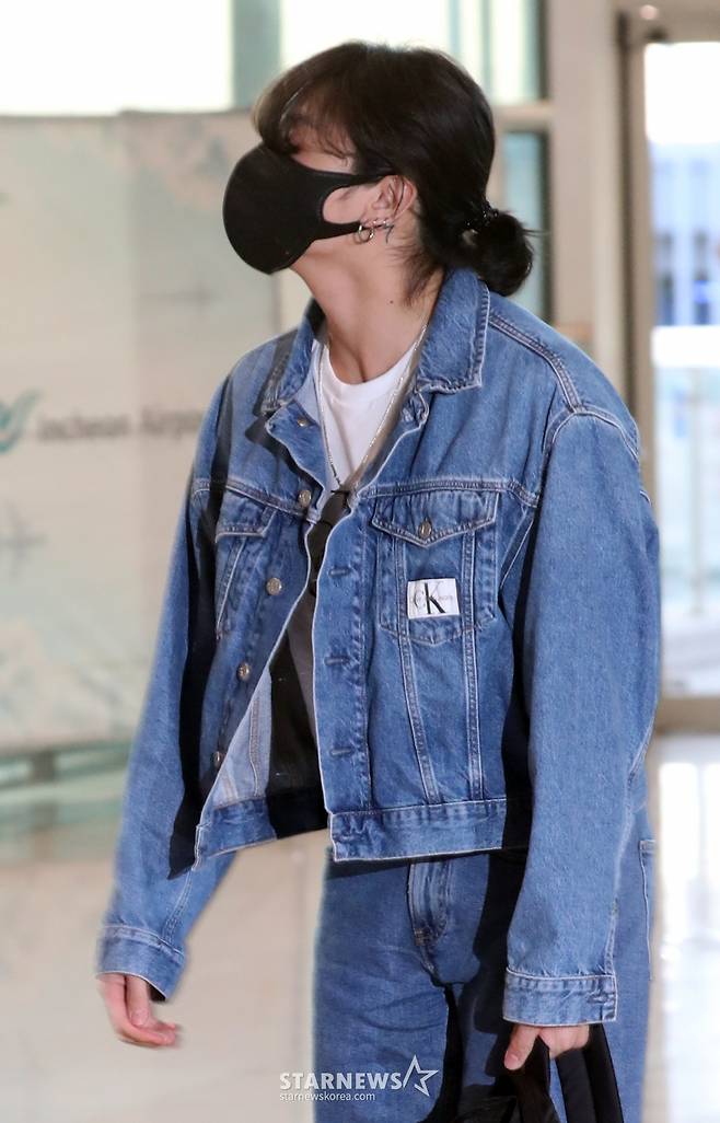 ＢＴＳ 정국 ‘시선강탈 꽁지머리’[★포토]