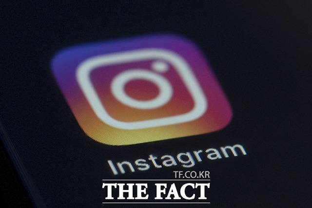 각 백화점들은 다방면의 SNS 채널을 통해 MZ세대와 소통하고 있지만 우위를 점하고 있는 채널을 확보하고 있는 것으로 나타났다. /뉴욕=AP/뉴시스