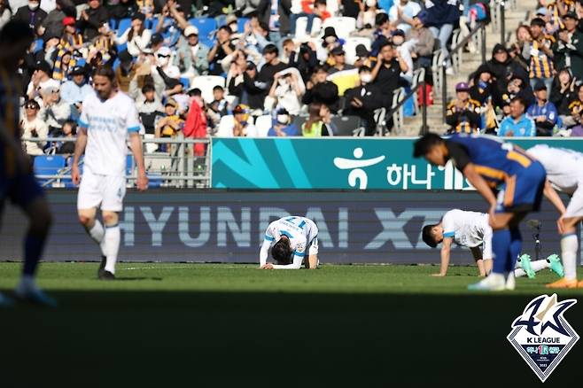 개막 후 부진한 수원 삼성 (한국프로축구연맹 제공)