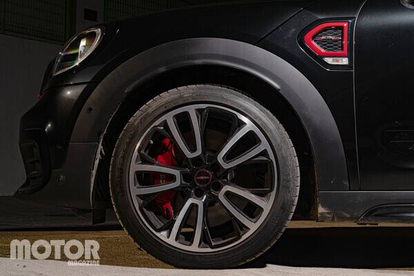 ​미니 JCW 컨트리맨 사진 모터매거진 최재혁 기자​