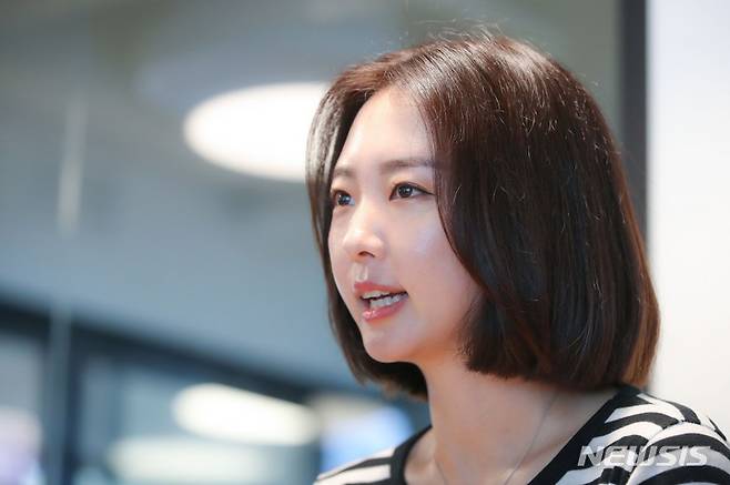 [서울=뉴시스] 권창회 기자 = 스피치 틱톡커 흥버튼이 지난달 29일 서울 강남구 틱톡코리아 사무실에서 뉴시스와 인터뷰 하고 있다. 2023.04.11. kch0523@newsis.com