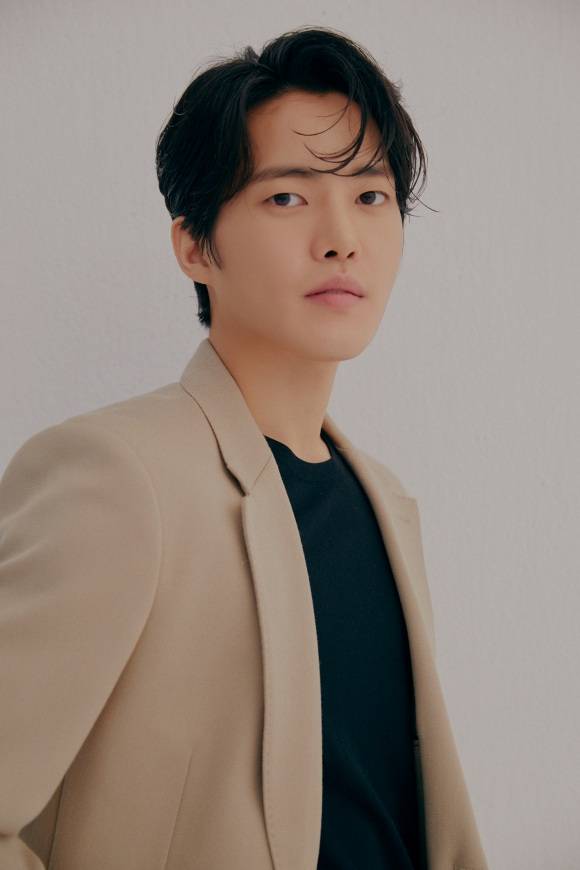 배우 김건우가 넷플릭스 오리지널 시리즈 '더 글로리' 인터뷰를 진행했다. /블러썸엔터테인먼트 제공