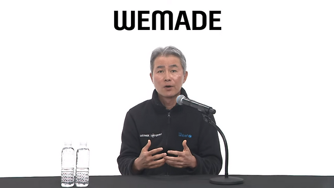 장현국 위메이드 대표가 12일 온라인으로 진행된 2·4분기 프리뷰 미디어 간담회에서 신작 MMORPG '나이트크로우'에 대해 설명하고 있다. 위메이드 유튜브 캡처